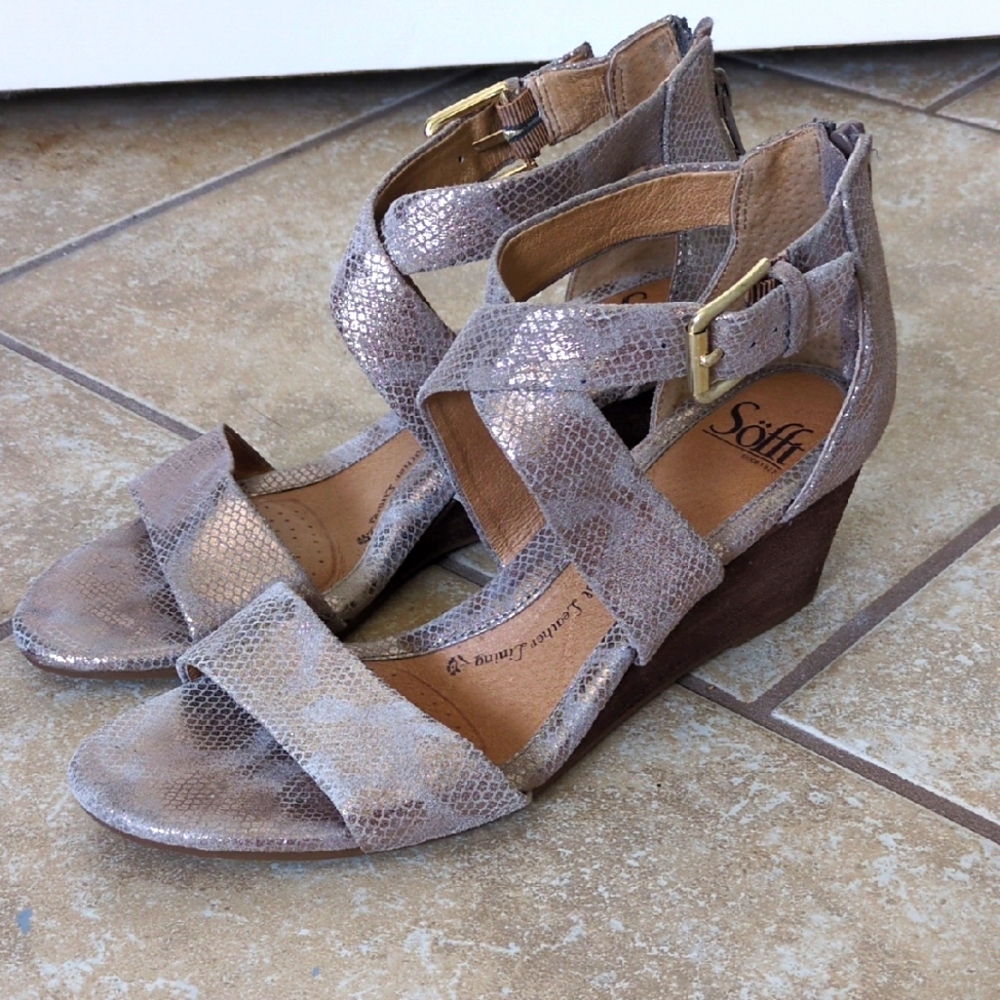 Sofft Tan Wedge Sandals with Strappy Design